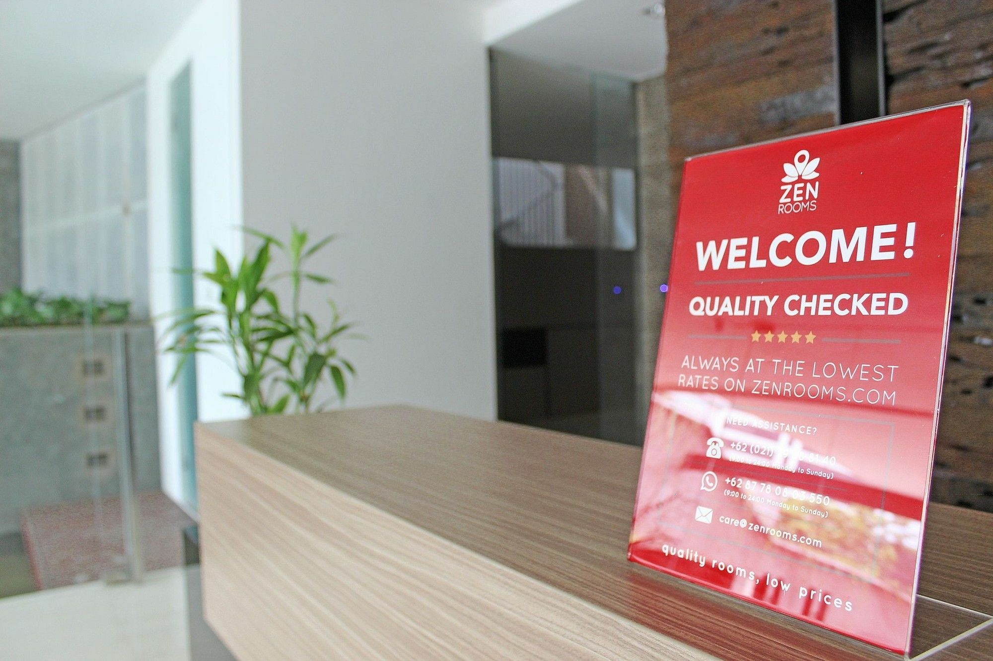 Zen Premium Sampoerna Strategic Square Hotel Jakarta Buitenkant foto